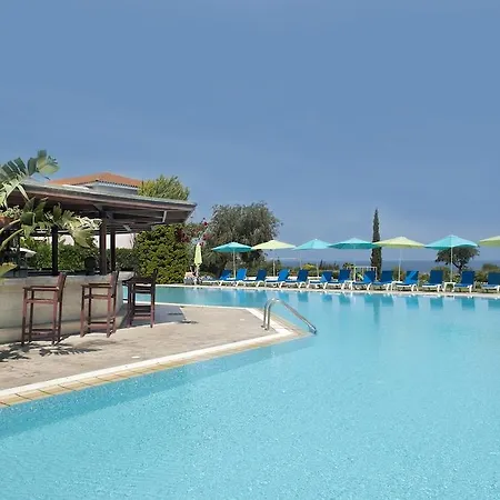 Hotel Akamanthea Village *