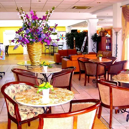 Akamanthea Village Apartament *