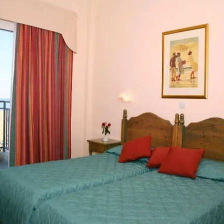 Akamanthea Village Ξενοδοχείο *