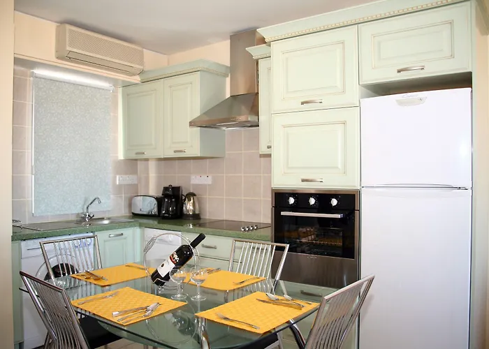 Hotel Akamanthea Village